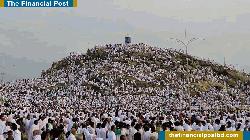 Pilgrims gather at Arafat for spiritual climax of Hajj