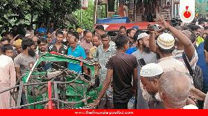 7 killed as bus hits CNG-run auto-rickshaw in Mymensingh